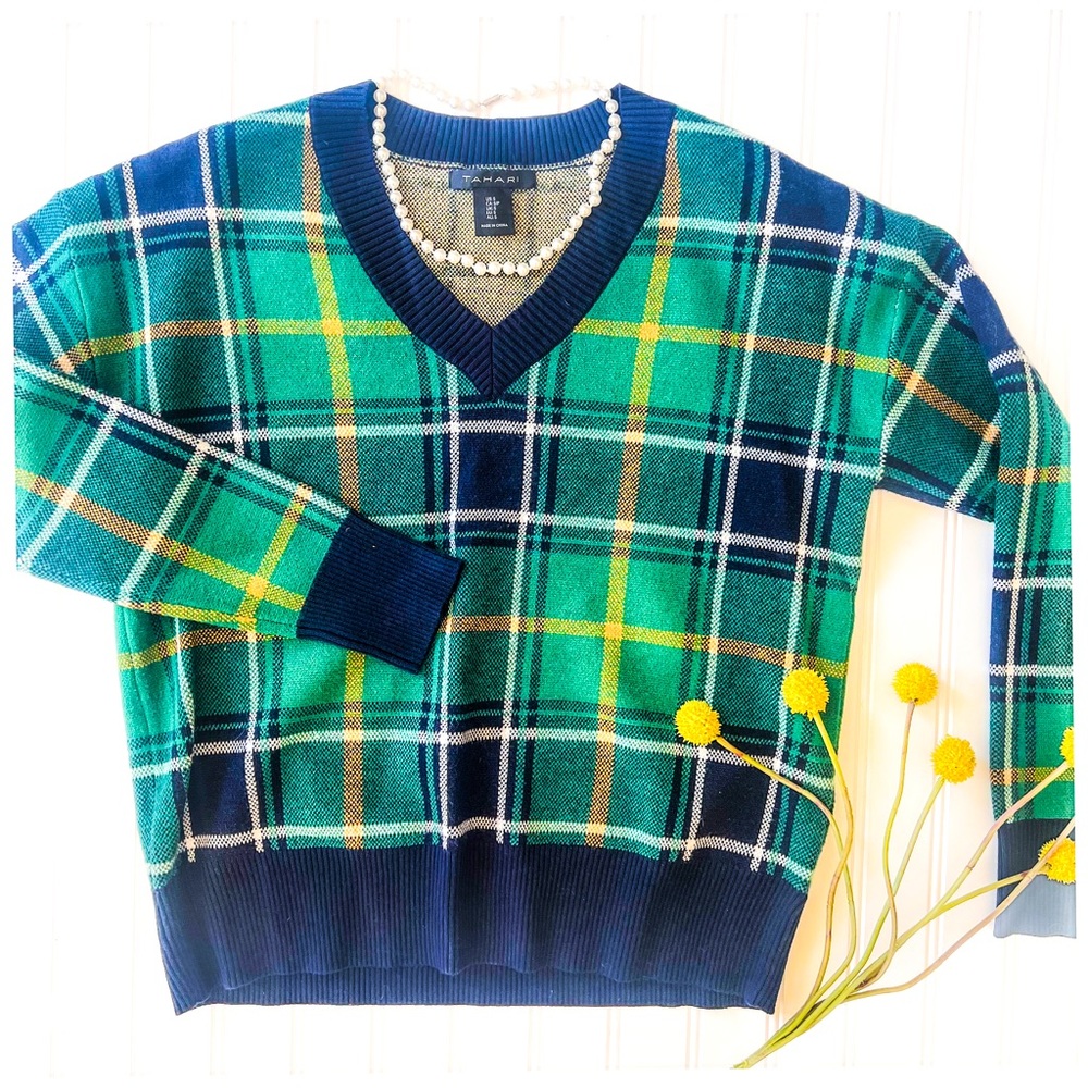 Tahari V-Neck Tartan Plaid School-Days Pullover Sweater